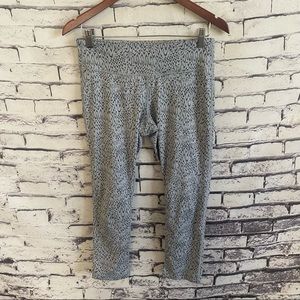 Nike Epix Running Printed Cropped Tights SZ M